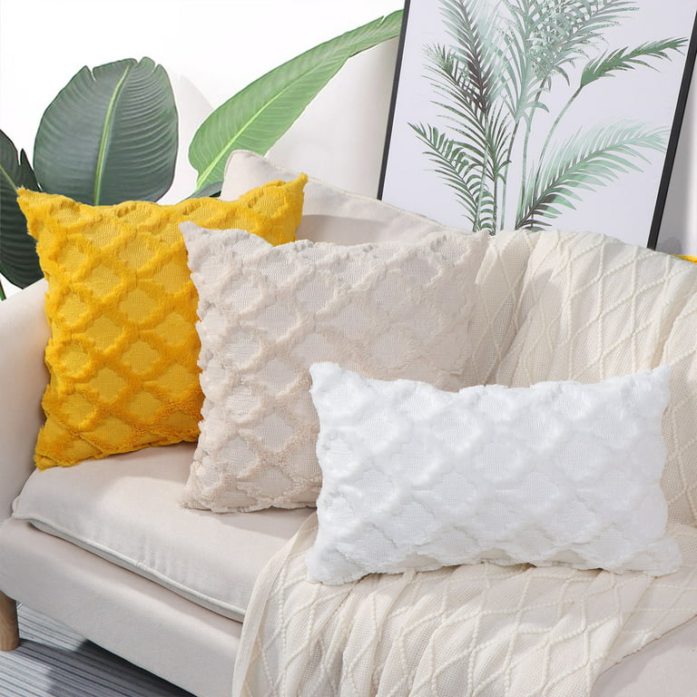 MIULEE 18x18 Pillow Inserts Throw Pillow Inserts Set of 4 18 x 18 Inches  Pillow Inserts Square White Decorative Throw Pillows for Couch Sofa Bed