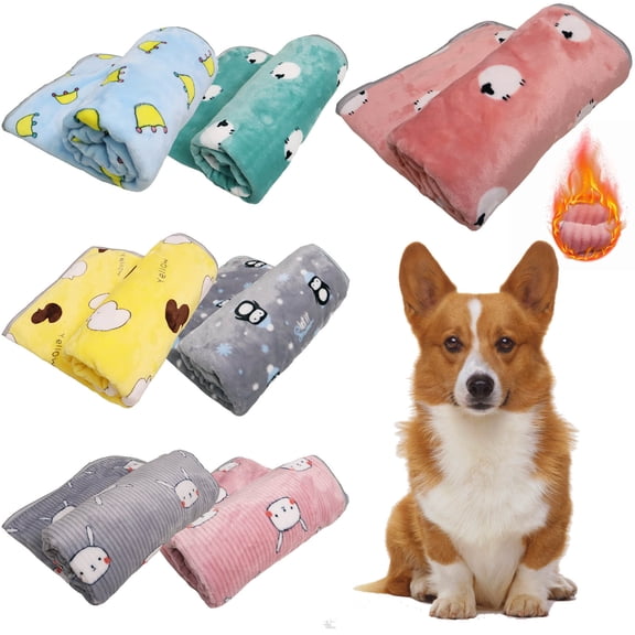 FENGGHAO Premium Flannel Pet Blanket with Cute Paw Print - Soft, Lightweight, and Warm for Dogs and Cats - Ideal for Travel, Camping, Sofa & Car Seat Protection - Machine Washable