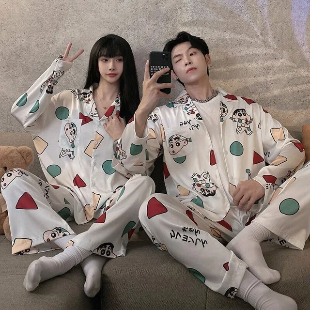 Sanrio Kuromi-Pijama de manga larga para hombre y mujer, traje holgado de dibujos animados para el hogar, primavera, verano y otoño, novedad