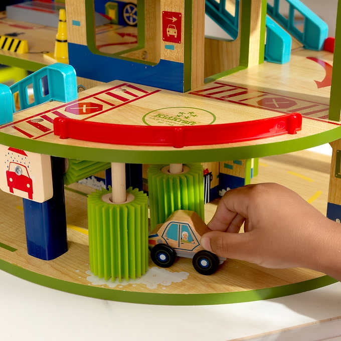 wash n go wooden car garage