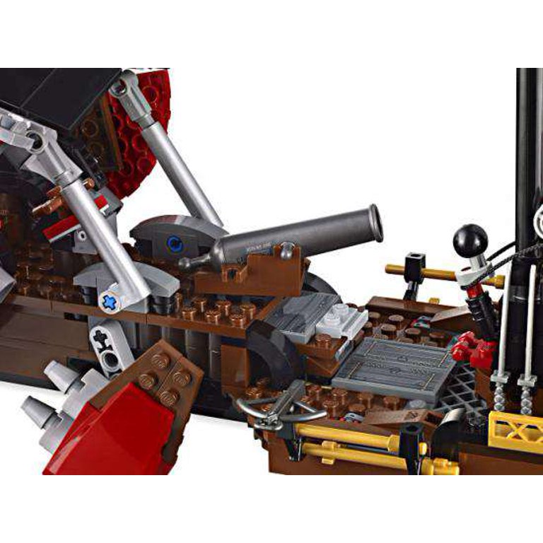 Pre-Owned Ninjago Destiny's Bounty Set LEGO 9446 [Damaged Package