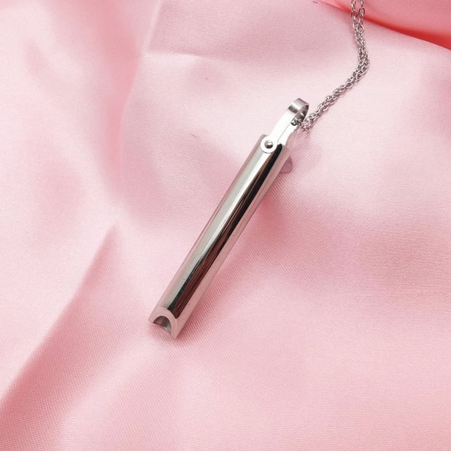 Collar de acero inoxidable con cambio de respiración para Europa y Estados Unidos para aliviar la presión y ajustar el estado de ánimo.