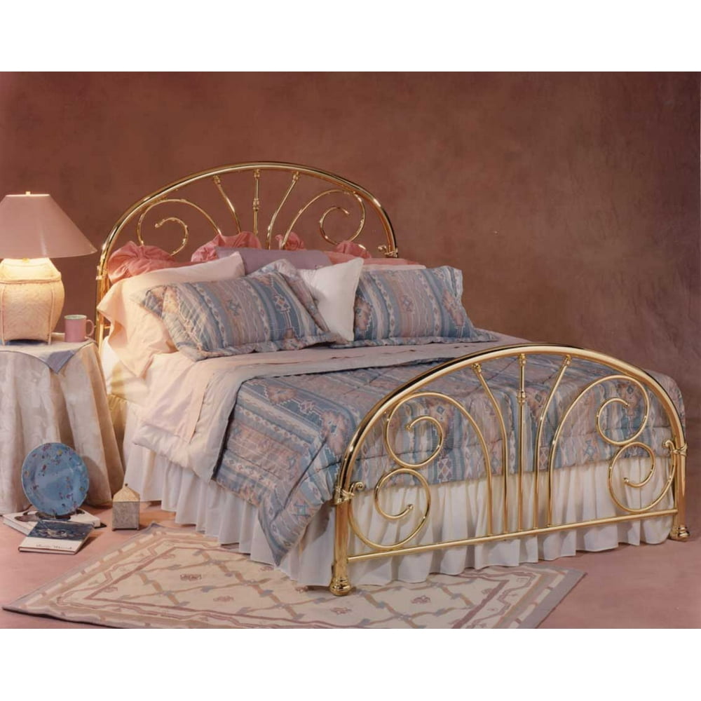 Hillsdale Jackson Metal Bed in Classic Brass Plate [Queen] Walmart