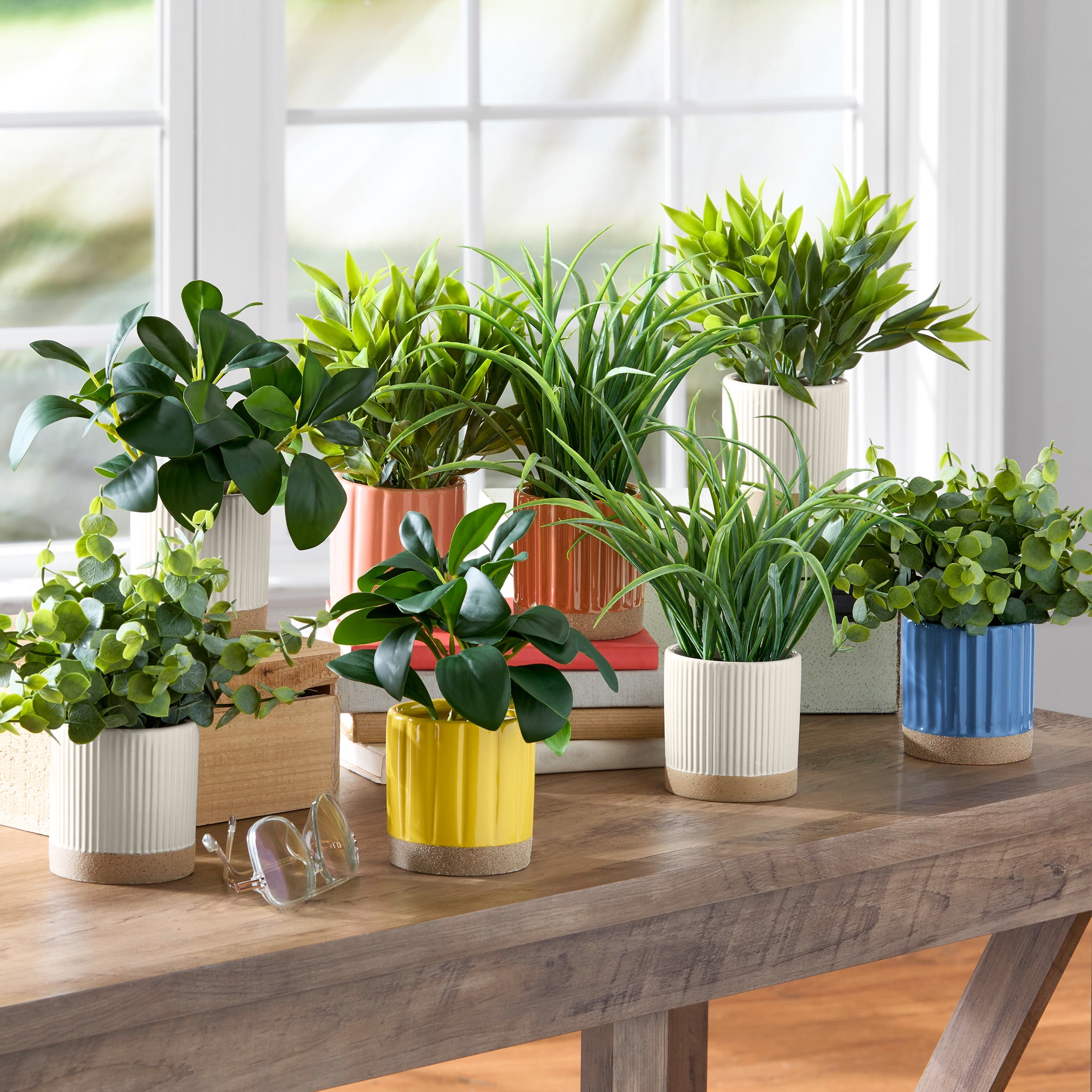 Mainstays by Becky G. & Alejandra 9.5" Artificial Grass in White Two-Tone Ribbed Ceramic Pot