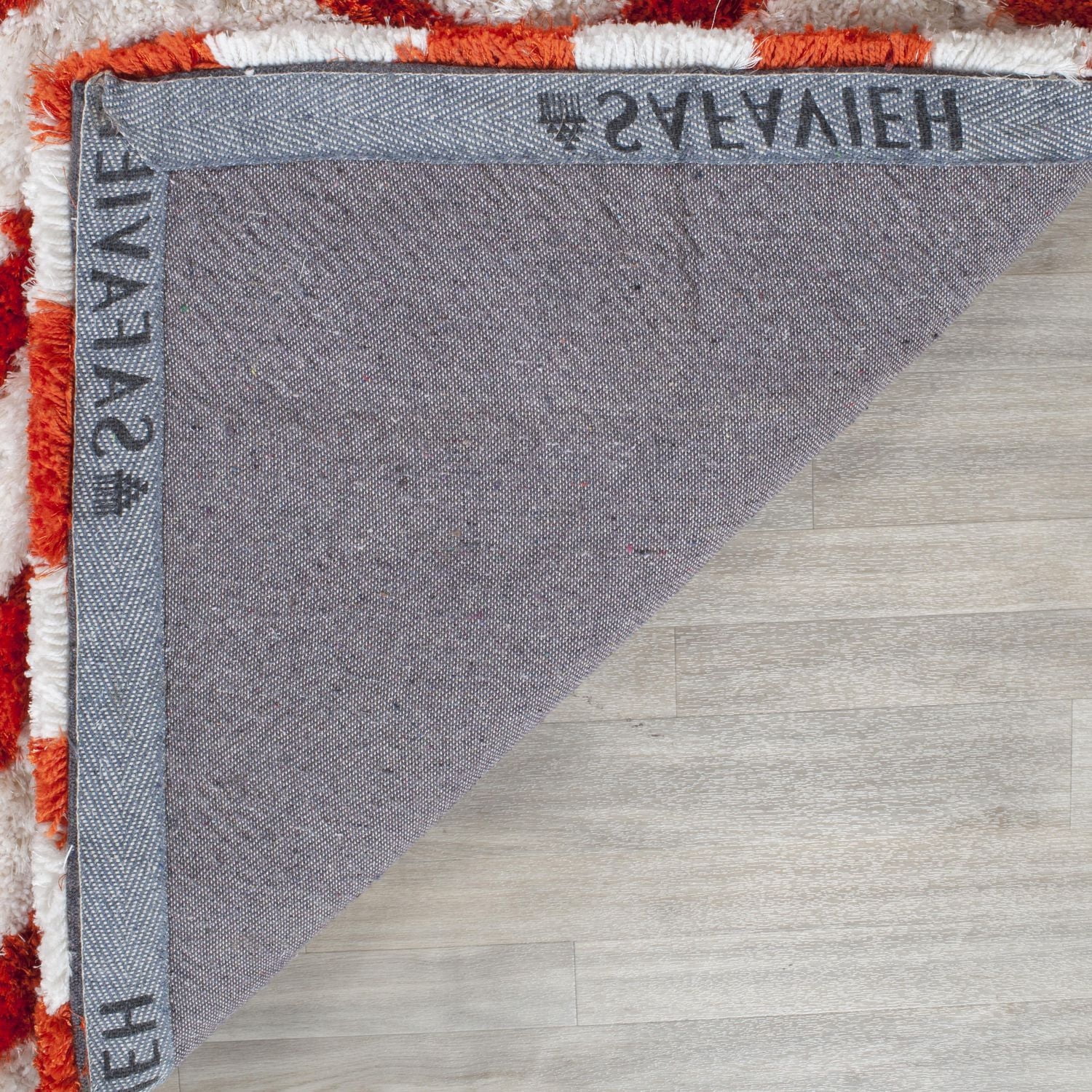 Safavieh Barcelona Carmella Zigzag Stripes Shag Area Rug