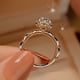 thumbnail image 1 of Anillo de moissanita de plata esterlina s925 con forma de corazón y forma de rosa con forma de flor, anillo redondo con seis garras para boda, 1 of 5