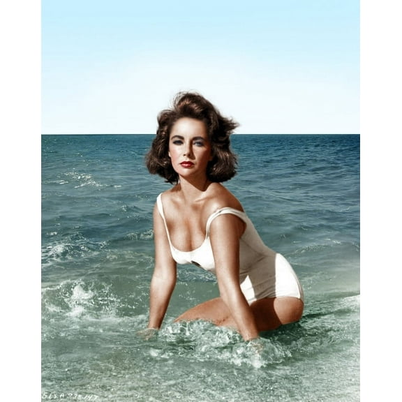 Elizabeth Taylor - In Ocean Photo Print (8 x 10)