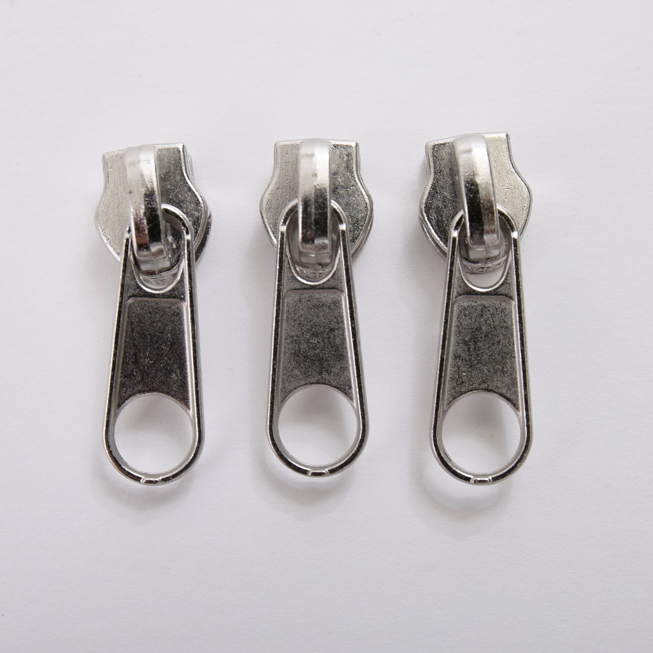 (2 pack) Hello Hobby Met Zipper Pull