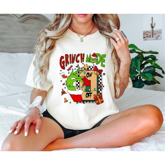 SEIKEMS Christmas Shirt, Merry Christmas T-Shirts, Christmas Family 2025 Shirts