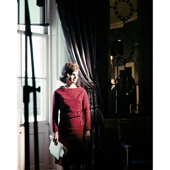 Jacqueline Kennedy History (18 x 24)