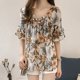 thumbnail image 5 of Tops con Volantes Florales Fiudx de Manga Corta para mujer Estampados con Cuello en V, 5 of 7