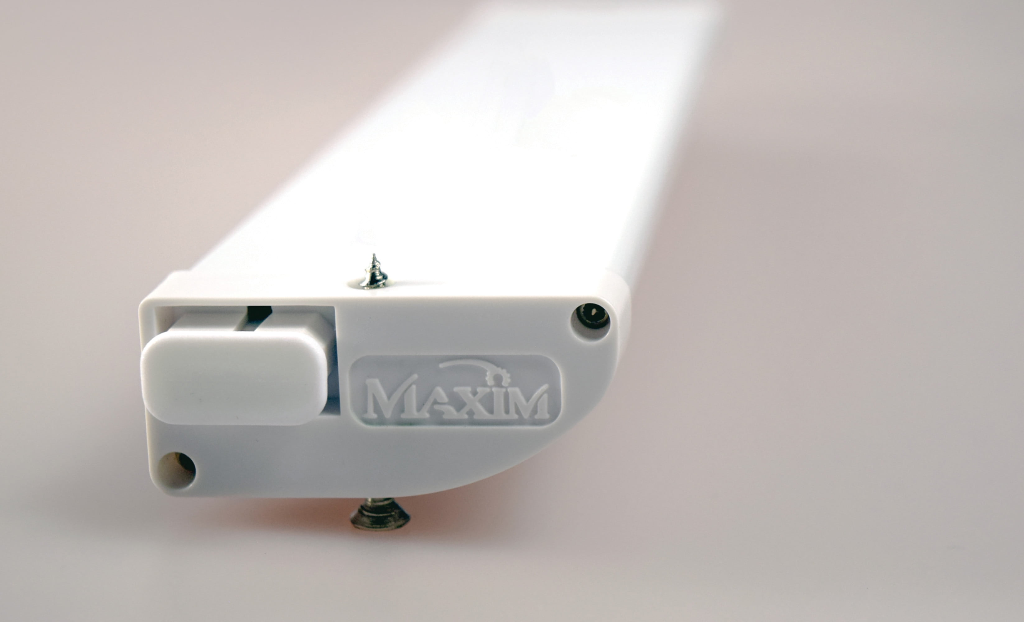 Maxim Lighting - LED Under Cabinet - Under Cabinet - CounterMax MX-L120-LO-Issue