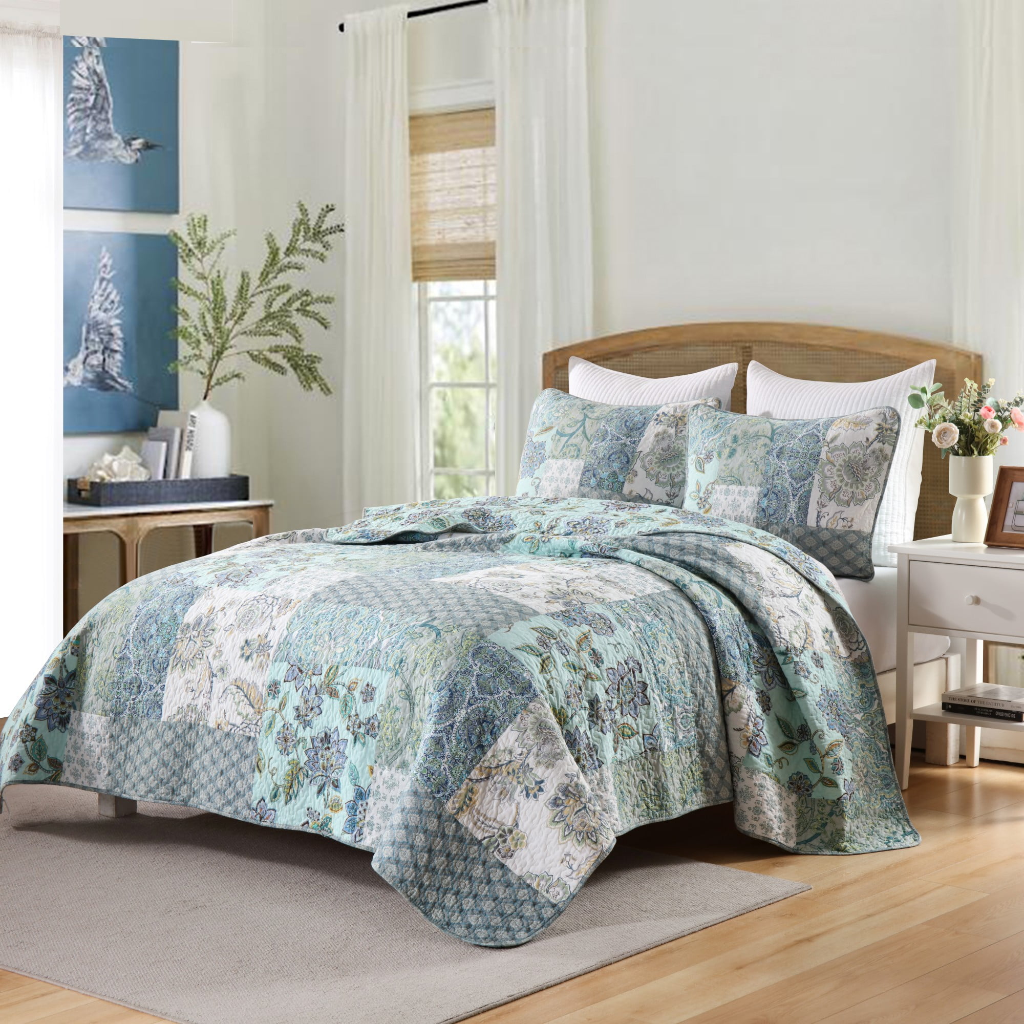 NEWLAKE 3-Piece Floral Cotton Patchwork Quilt Set Decor Quilt Set with Pillow Shams (Queen, Light Turquoise)