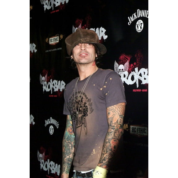 Tommy Lee At Arrivals For Rokbar Hollywood Launch Party, Rokbar Hollywood, Los Angeles, Ca, June 30, 2005. Photo By Tony GonzalezEverett Collection Celebrity (16 x 20)