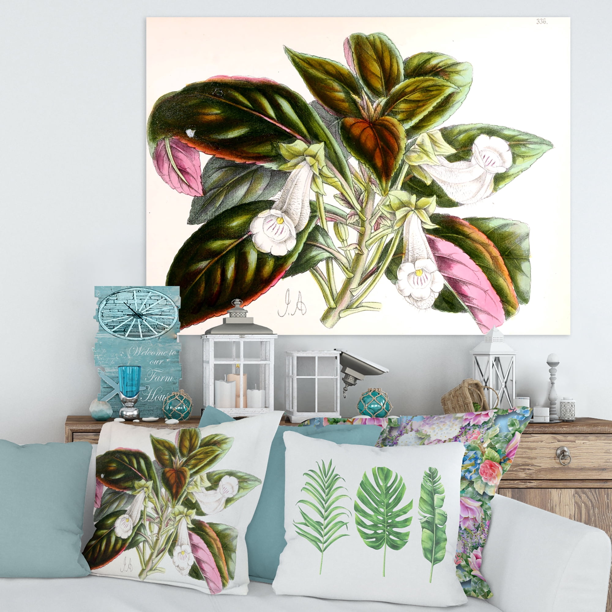Designart ' Blossoming Vintage Flower V ' Traditional Canvas Wall Art Print
