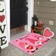 thumbnail image 1 of Felpudo de San Valentín | Felpudo antideslizante con diseño de gnomo y corazón para puerta de entrada | Alfombra de entrada para interior y exterior | 40 x 60 cm, 1 of 8