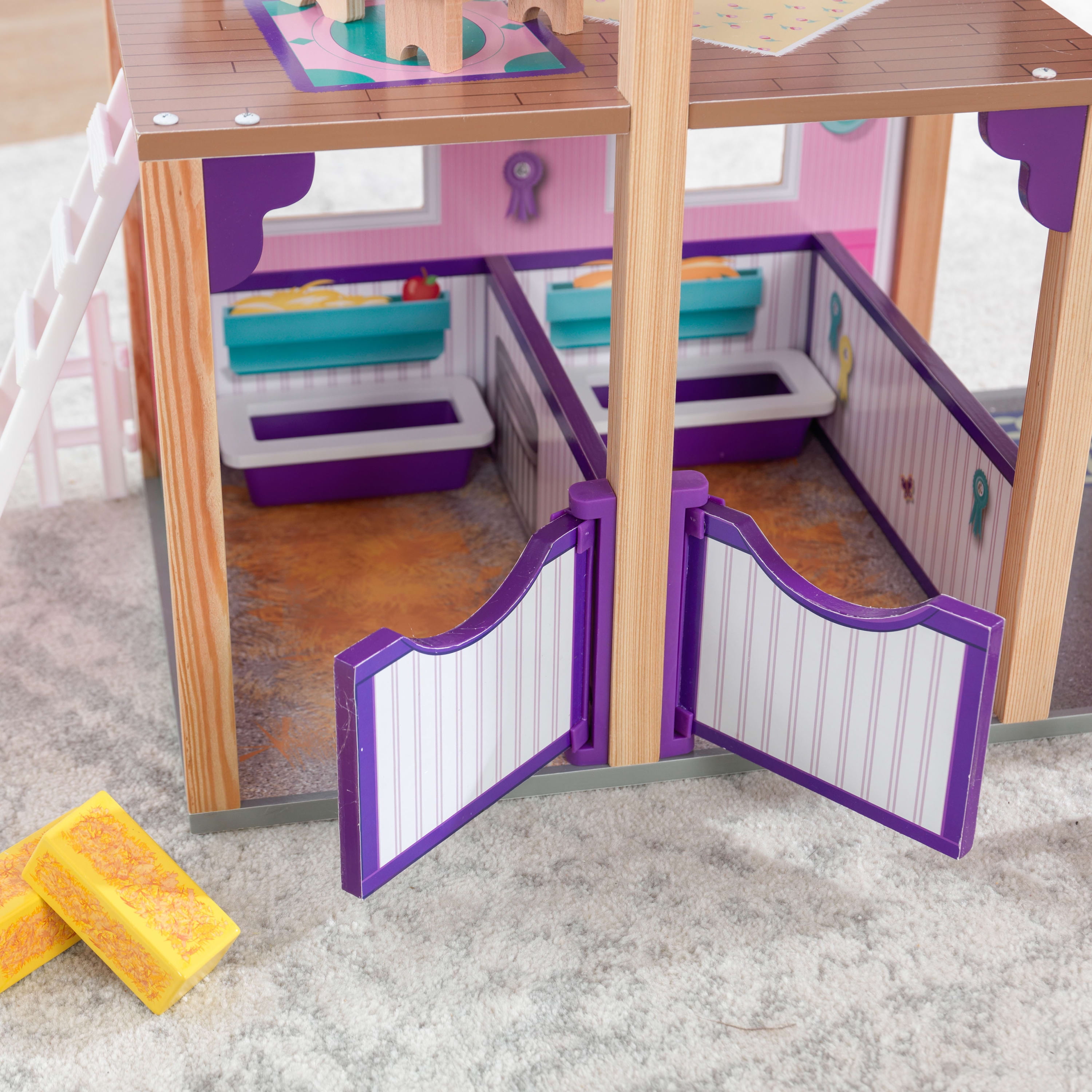 Grand Horse Stable & Dollhouse with EZ Kraft Assembly™ - KidKraft Europe