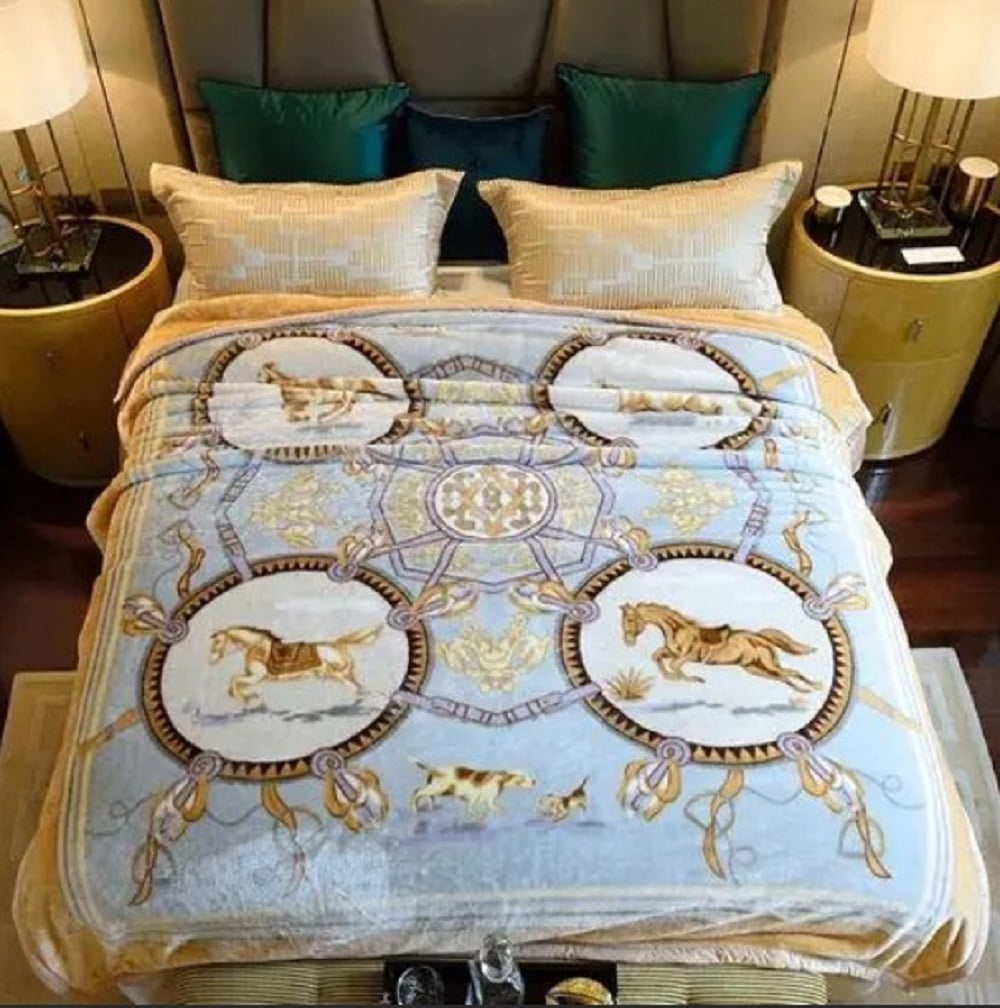 DBOZE Thick Warm Korean Mink Blanket King Size, 2 Ply Reversible Velvet Fleece with Horse Design, Ultra Soft Cozy Winter Bed Throw, Luxury Blue Gold