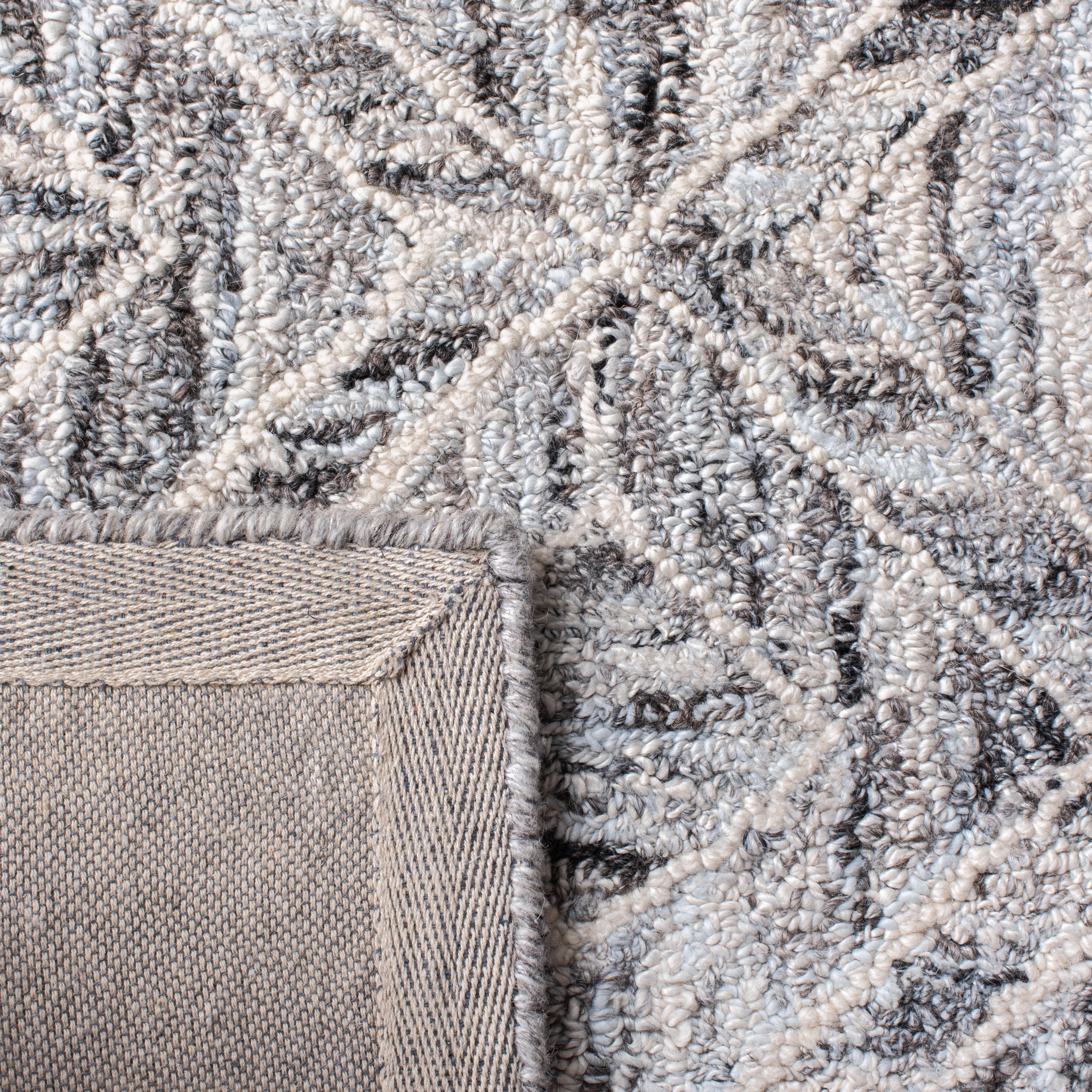 SAFAVIEH Abstract Quincy Geometric Area Rug, Gray/Beige, 8' x 10'