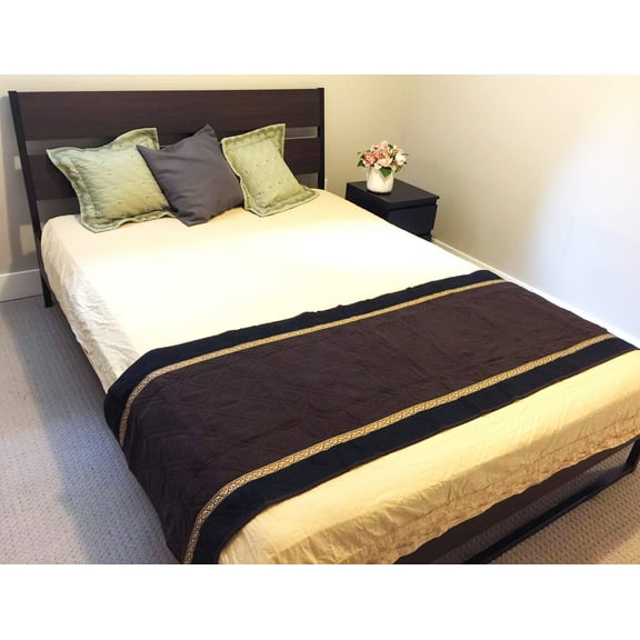 OctoRose v2 Quilted Micro Suede Bed Runner Scarf Protector Slipcover Pad for Pets and Home Dcor