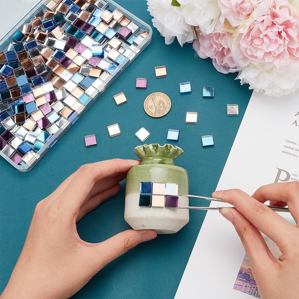 1 Box 320pcs Mirror Mosaic Tiles for Crafts 10mm Square Glass Mirror Tiles Mini Glass Decorative Mosaic Tiles for Home Decoration Art Crafts Jewelry Disco Ball Making Clear No Hole
