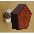 thumbnail image 2 of IBA Indianbeautifulart Boutons Rouges Gravés Poignées de Porte d'Armoire en Bois Lot de 10, 2 of 3