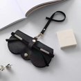 thumbnail image 4 of Estuche de PU para gafas de sol Estuche portátil para gafas Estuche protector para gafas de sol Lindo soporte para gafas Bolso sencillo para gafas para mujer, 4 of 6