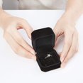thumbnail image 3 of Paquete de 10 cajas de anillo de terciopelo caja de pendientes caja de colgante de joyería de terciopelo negro para propuesta de ceremonia de boda, recuerdo del Día de San Valentín, 3 of 5