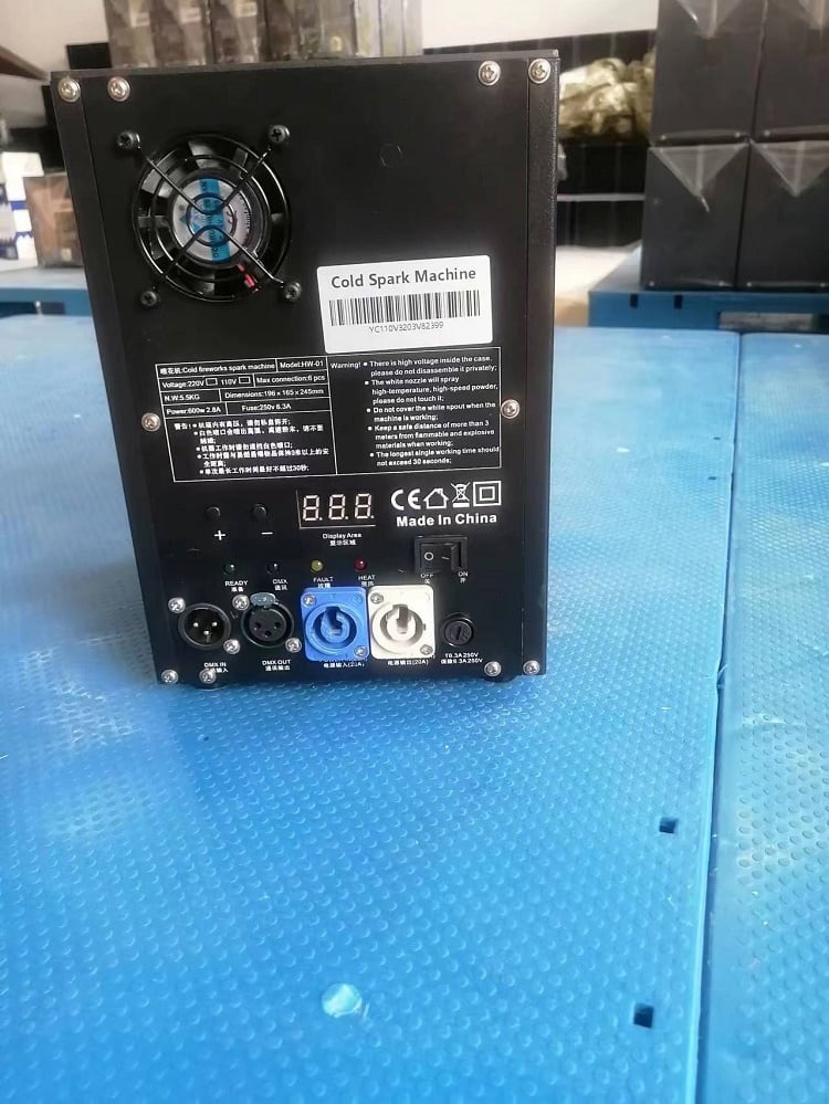 Jacmui Cold Spark Machines 2pcs with Flight Case, Wedding Show Fountain, Music Fireworks Sparkler, Concert, 750W Stage Effect