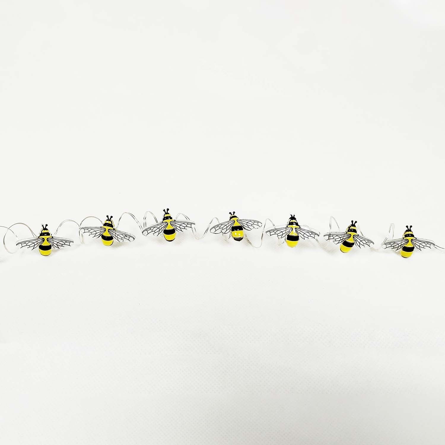 Mainstays Bumble Bee Indoor LED Fairy String Lights with Battery Operated Automatic Timer, 18 Lights, 6 ft