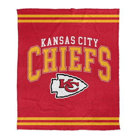 Pegasus Kansas City Chiefs 60" x 70" Cozy Plush Knit Blanket