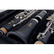 Yamaha YCL-255 Standard Bb Clarinet – ABS Resin Body, Single Reed, Nickel-Plated Keys