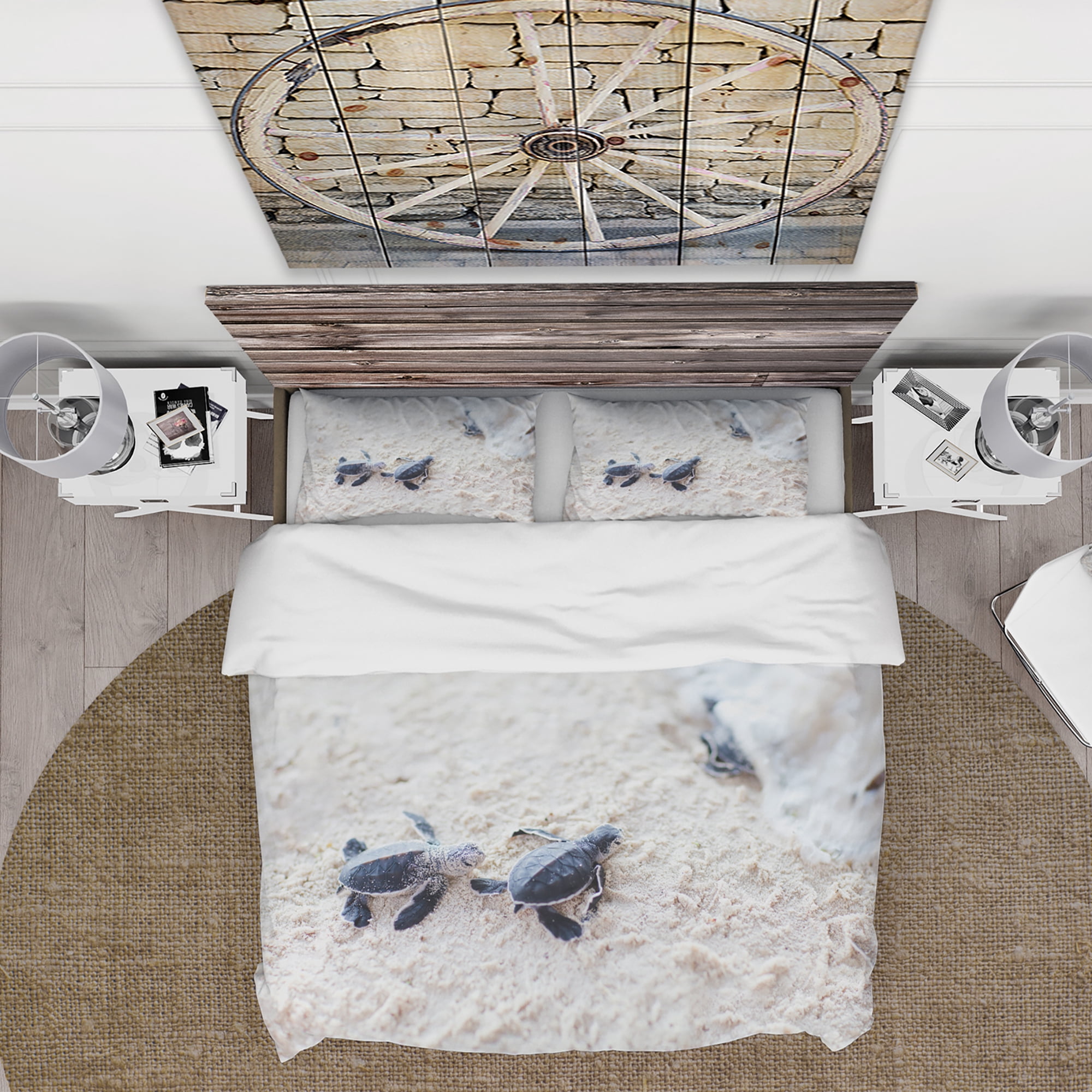 Designart 'Baby Green Turtles on Sand' Animal Duvet Cover Set