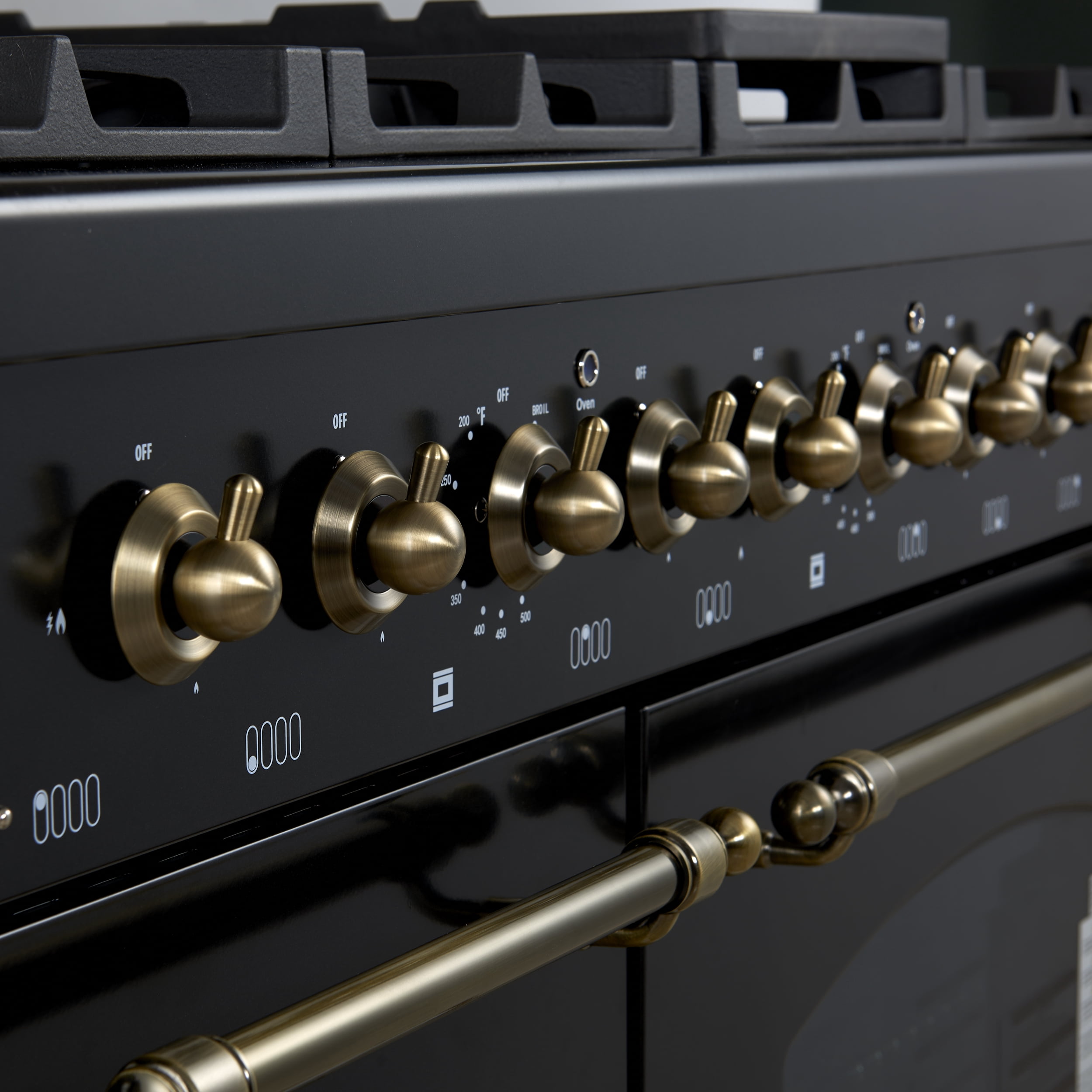 Forno Antico 48-Inch Dual Fuel Range, Black with Antique Brass Finish, 8 Burners, 94,000 BTU, 5.5 cu.ft. Double Ovens  Griddle