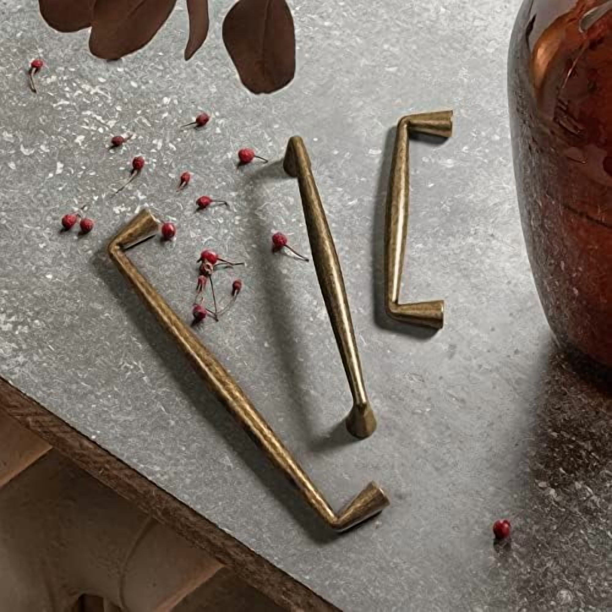 Vintage Retro Antique Brass Zinc Alloy Cabinet Handles - 7.56''(192mm) Hole Center Affordable Luxury Cabinet Pull Hardware for Bedroom, Kitchen, 6 Pack……