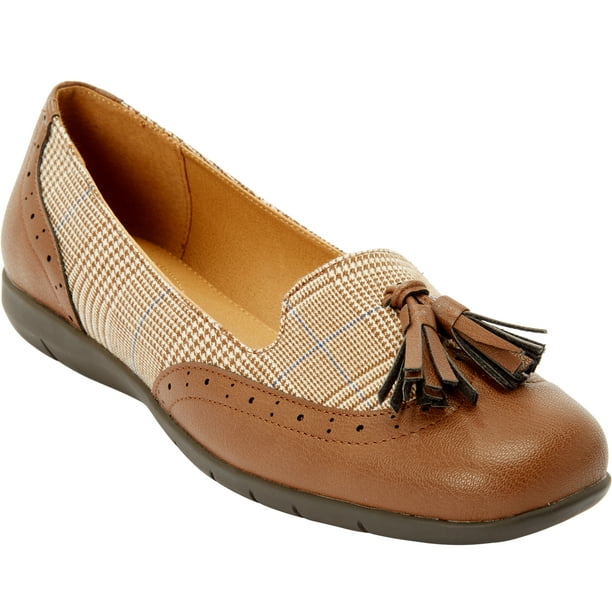 comfortable brown flats