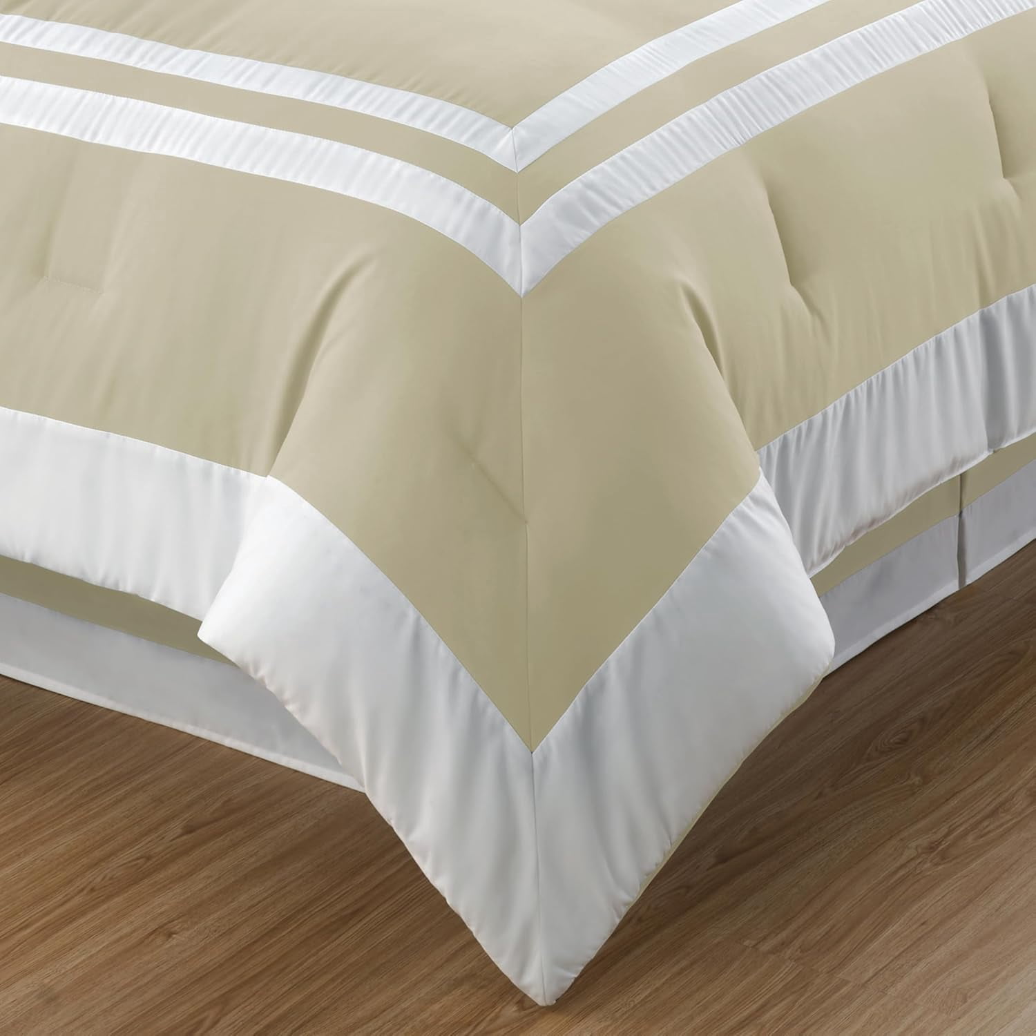 Chezmoi Collection Caprice 7-Piece Hotel Style Comforter Set Queen Size, Tan/White Square Pattern Color Block Bedding with Decorative Pillows, Luxurious Lightweight All Season Bed Set