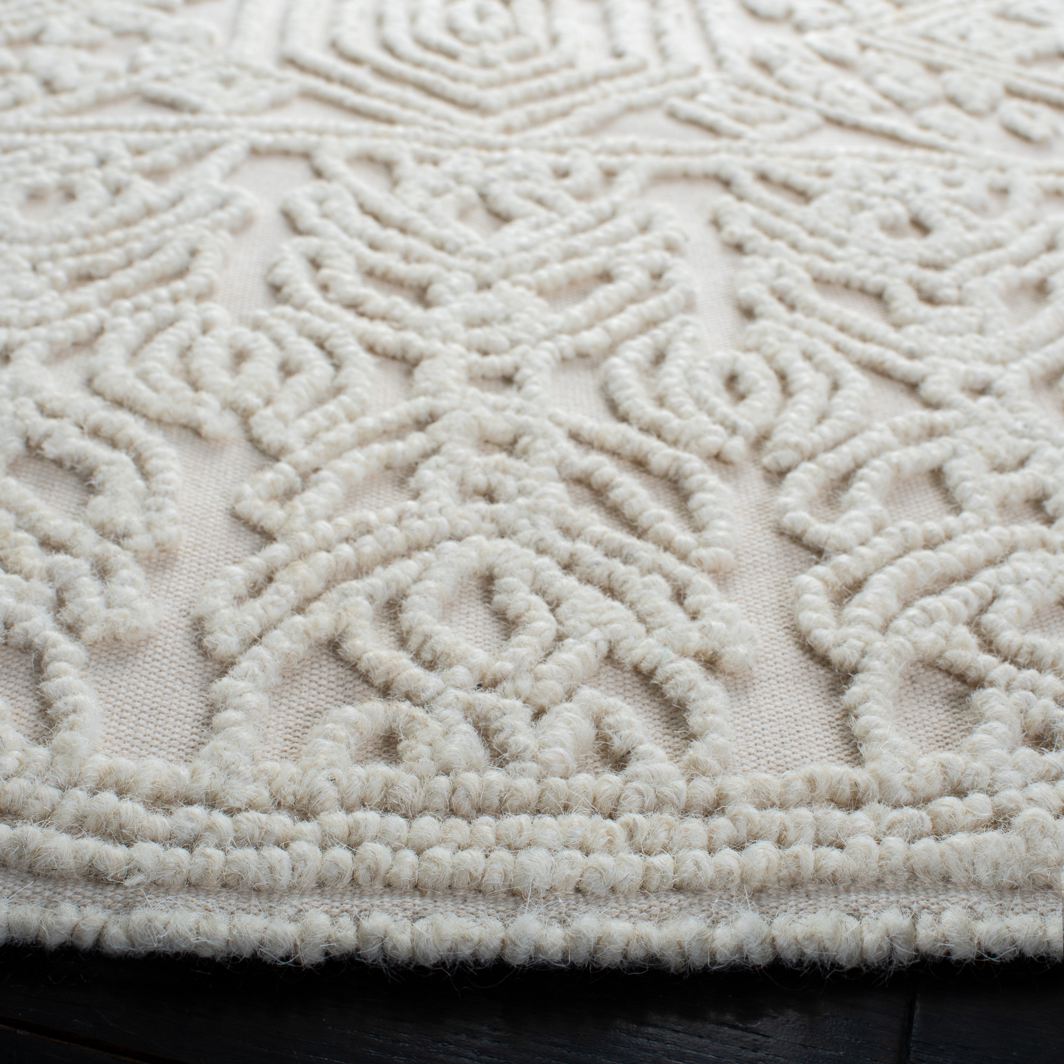 Safavieh Trace Essex Abstract Area Rug, Ivory, 6'6" x 6'6" Round