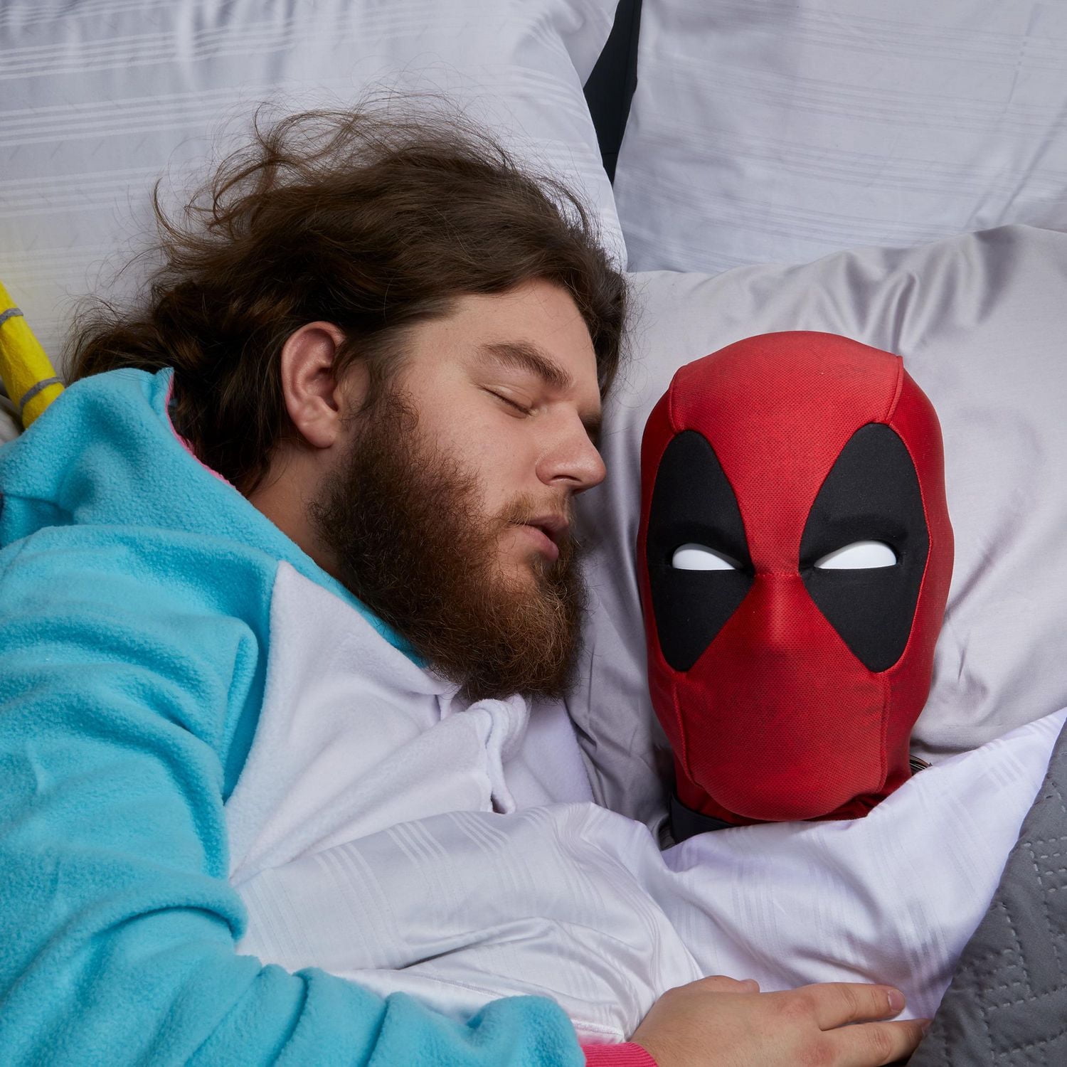 Marvel Legends Deadpool’s Head Premium Interactive, Moving, Talking Electronic, App-Enhanced Adult Collectible, with 600+ SFX and Phrases
