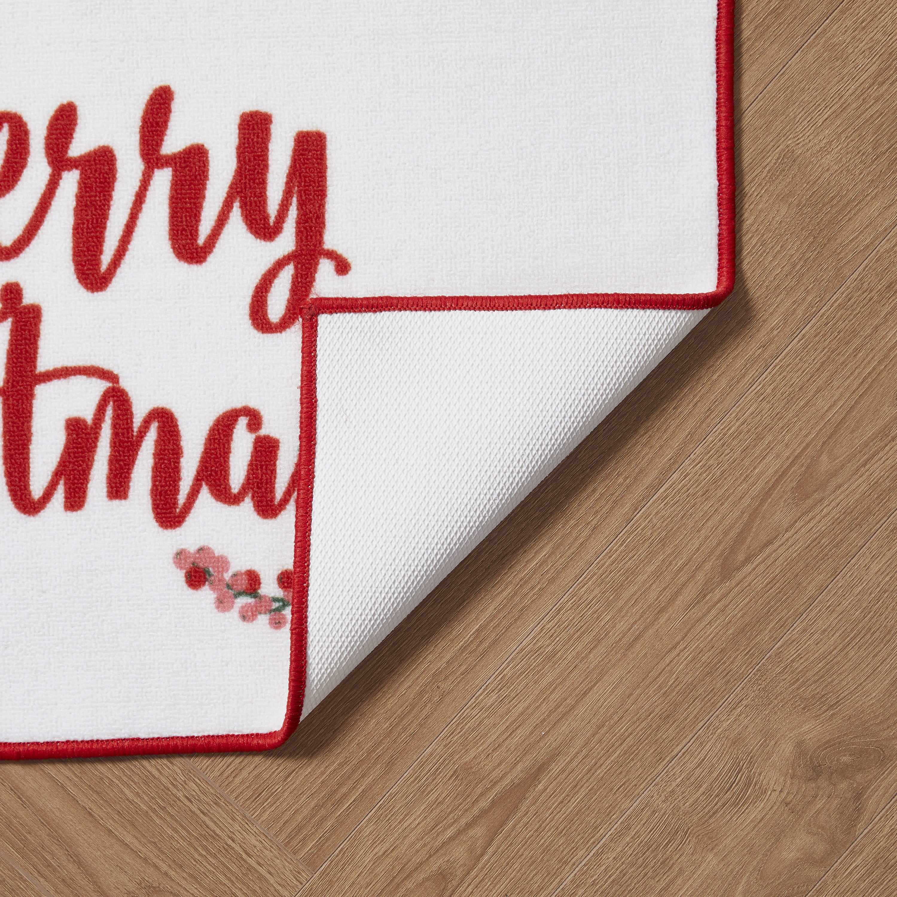 VCNY Home Merry Christmas White/Red Holiday Indoor Scatter Rug, 20" x 30"