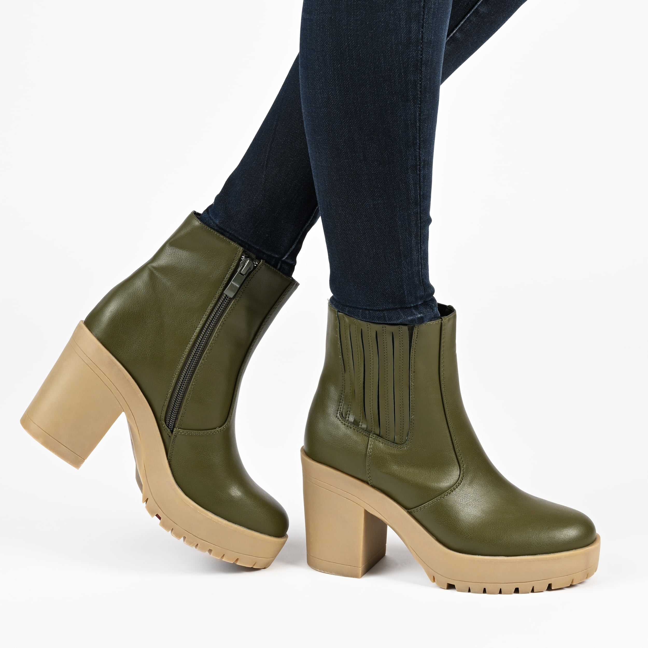 Journee Collection Womens Riplee Almond Toe Platform Ankle Booties