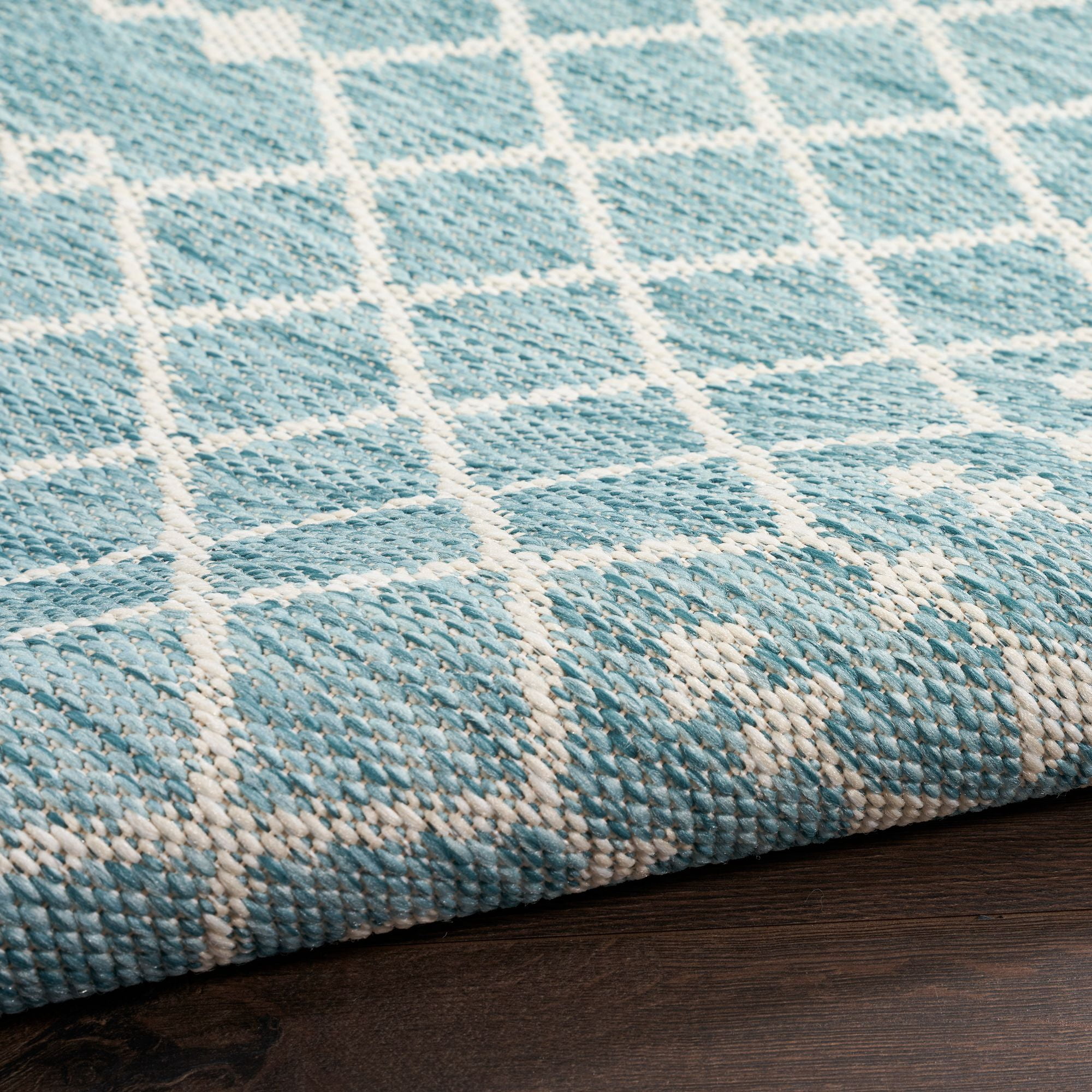 Nourison Positano 6' x Round Aqua Modern Indoor/Outdoor Area Rug