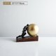 thumbnail image 3 of Figura de bola de empuje para gimnasia, adorno moderno y sencillo, creativo, para sala de estar, estudio, Tv, gabinete, decoración suave, 3 of 3