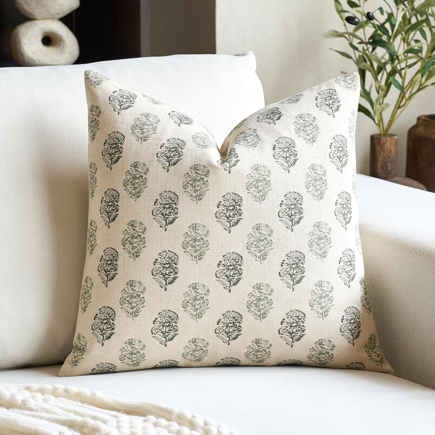 sasyxdc Floral Vintage Throw Pillow Covers 20x20 Pillow Cover