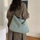 thumbnail image 4 of Bolso Satchel Hobo Casual Bandolera para Mujer Leopardo/Denim Azul, 4 of 9