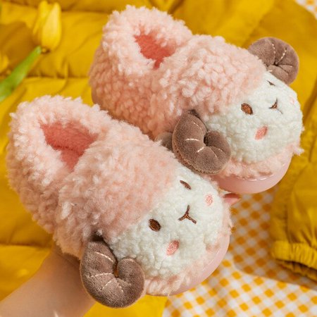 

CoCopeaunt Cute lamb Womens home cotton slippers indoor home shoes warm fur slippers cute fur cashmere slippers lovers cotton slippers