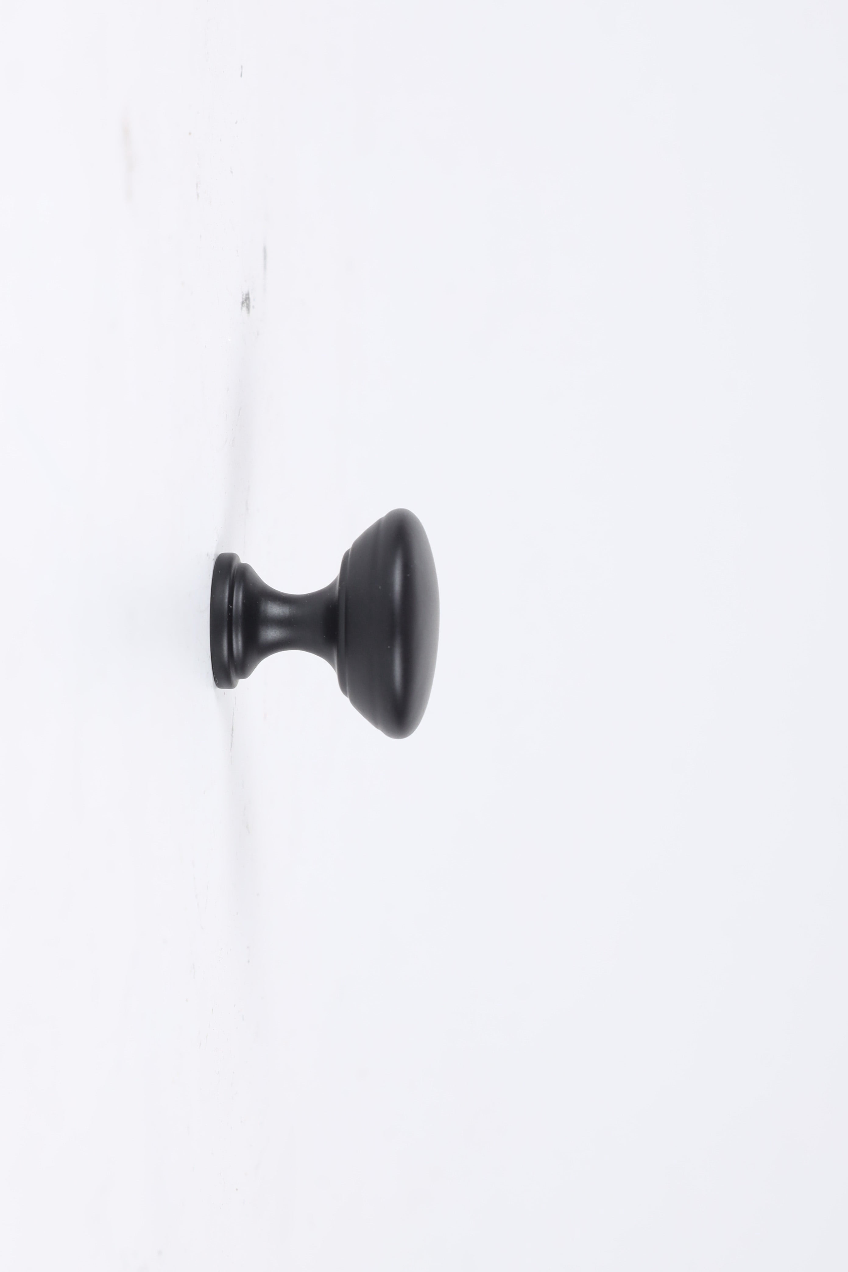 Mainstays Matte Black Round Mushroom Knob, Metal, 10 Pack