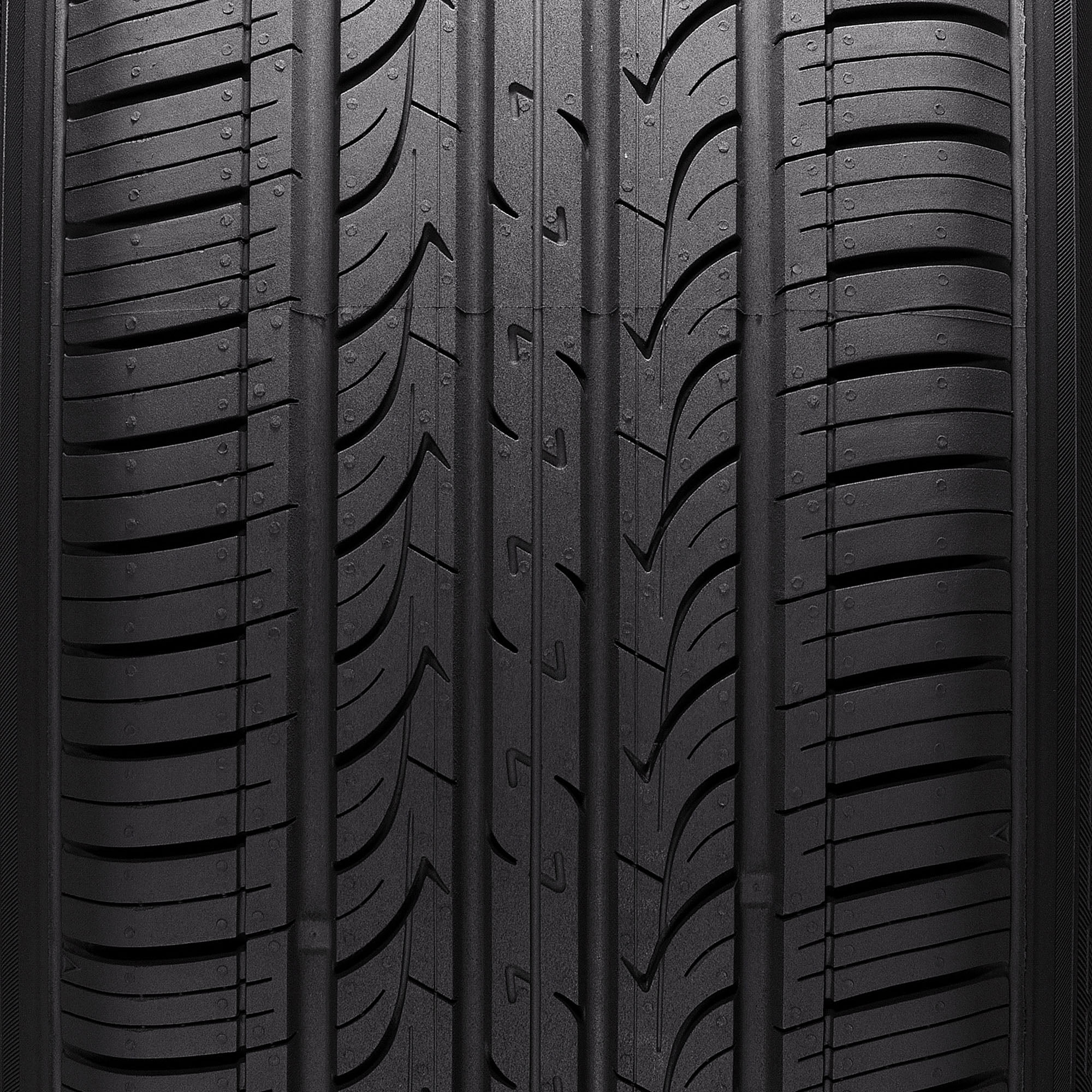 Kumho Solus KH25 All Season P205/65R16 94H Passenger Tire