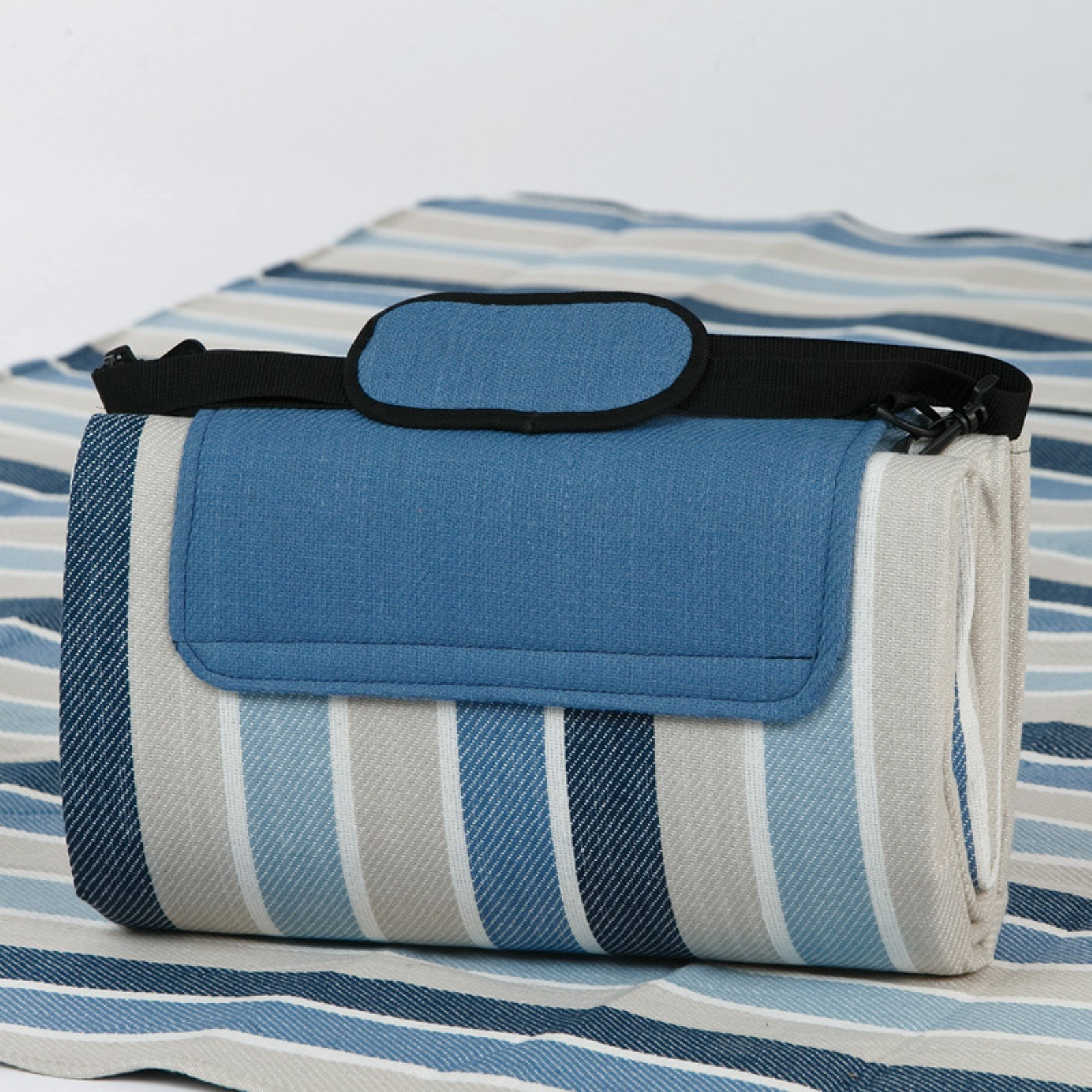 Download Picnic Plus All Season Picnic Blanket - Walmart.com ...