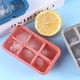 thumbnail image 1 of Molde cuadrado de silicona para cubitos de hielo con tapa, accesorio para bandeja de hielo (rosa), 1 of 6